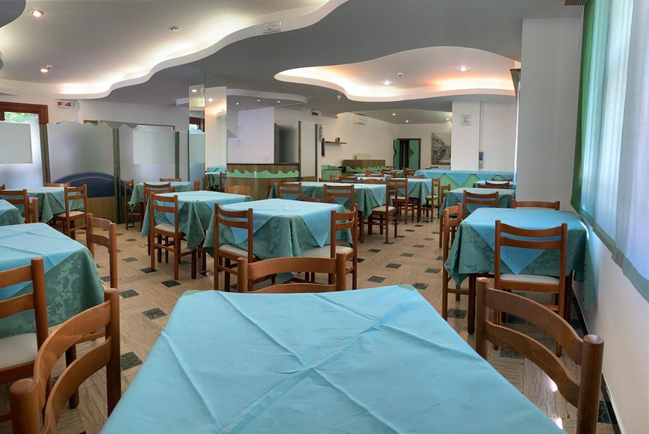 Hotel Del Vecchio Rimini Eksteriør billede
